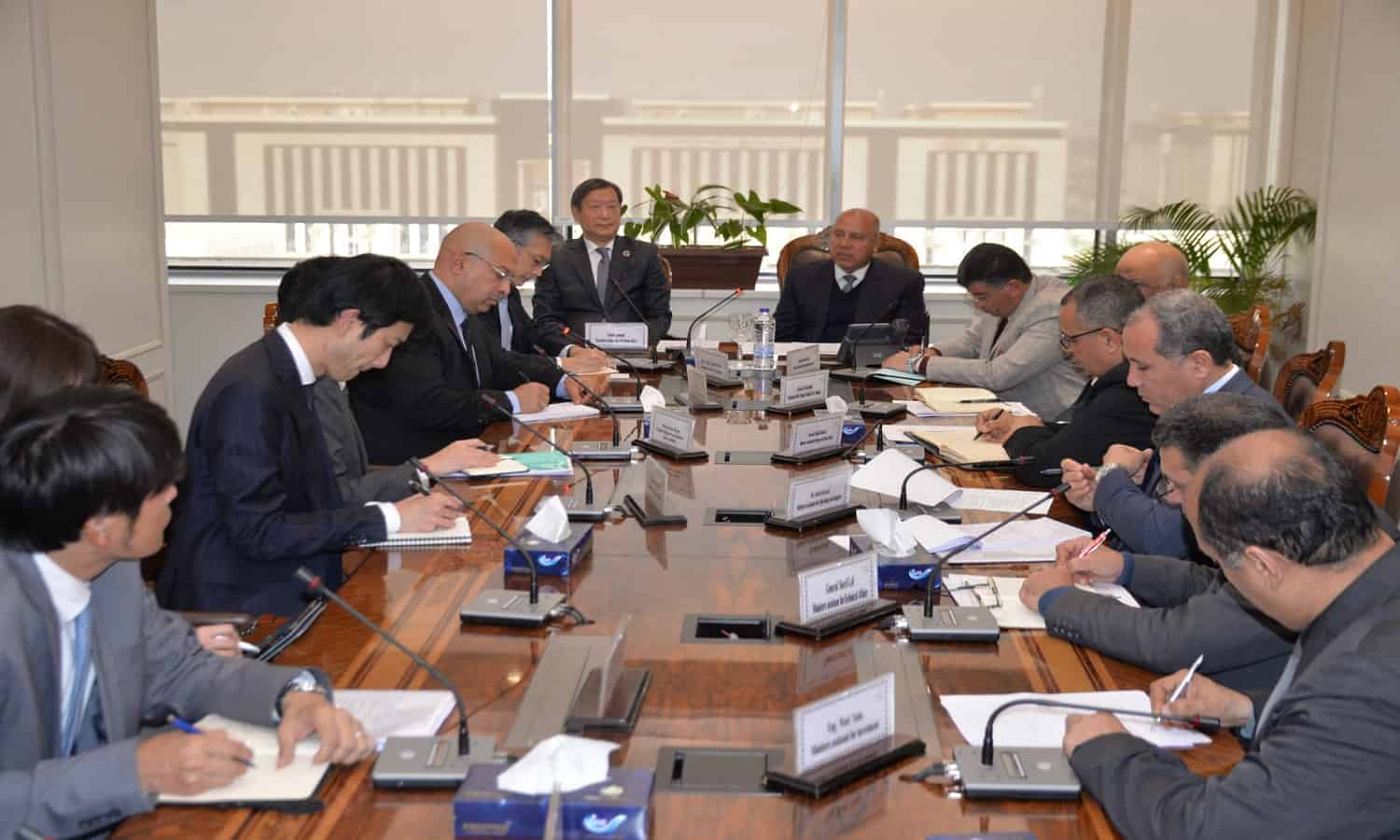وزير النقل يبحث مع سفير اليابان بالقاهرة سبل التعاون في مجالات النقل المختلفة